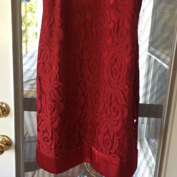 RED SATIN AND LACE DRESS - Picture 2 of 7